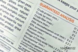 pet-food-guaranteed-analysis-label.jpg