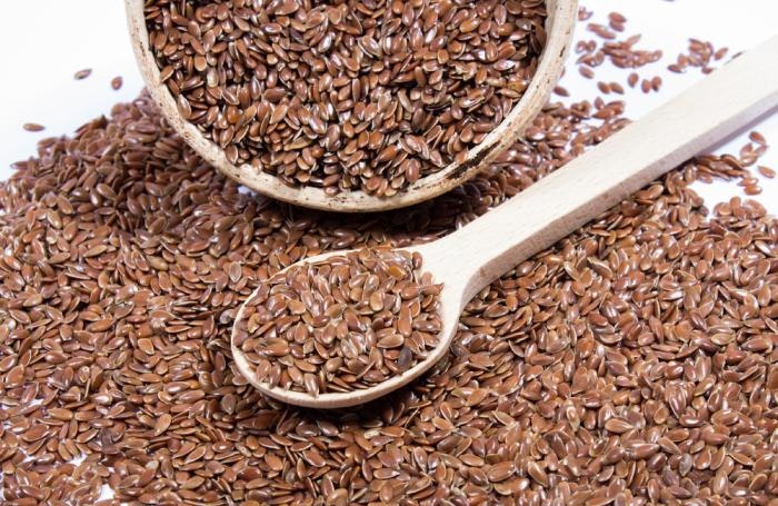 Digestive tract facts about flax in cat foods and snacks