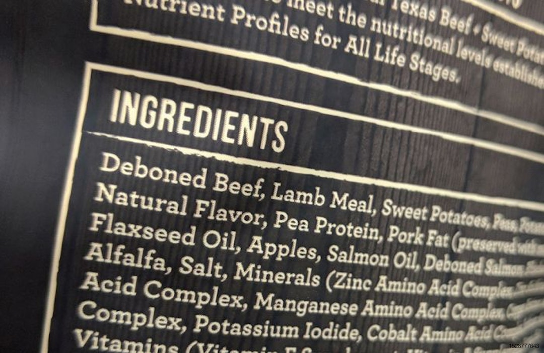 pet food ingredient label