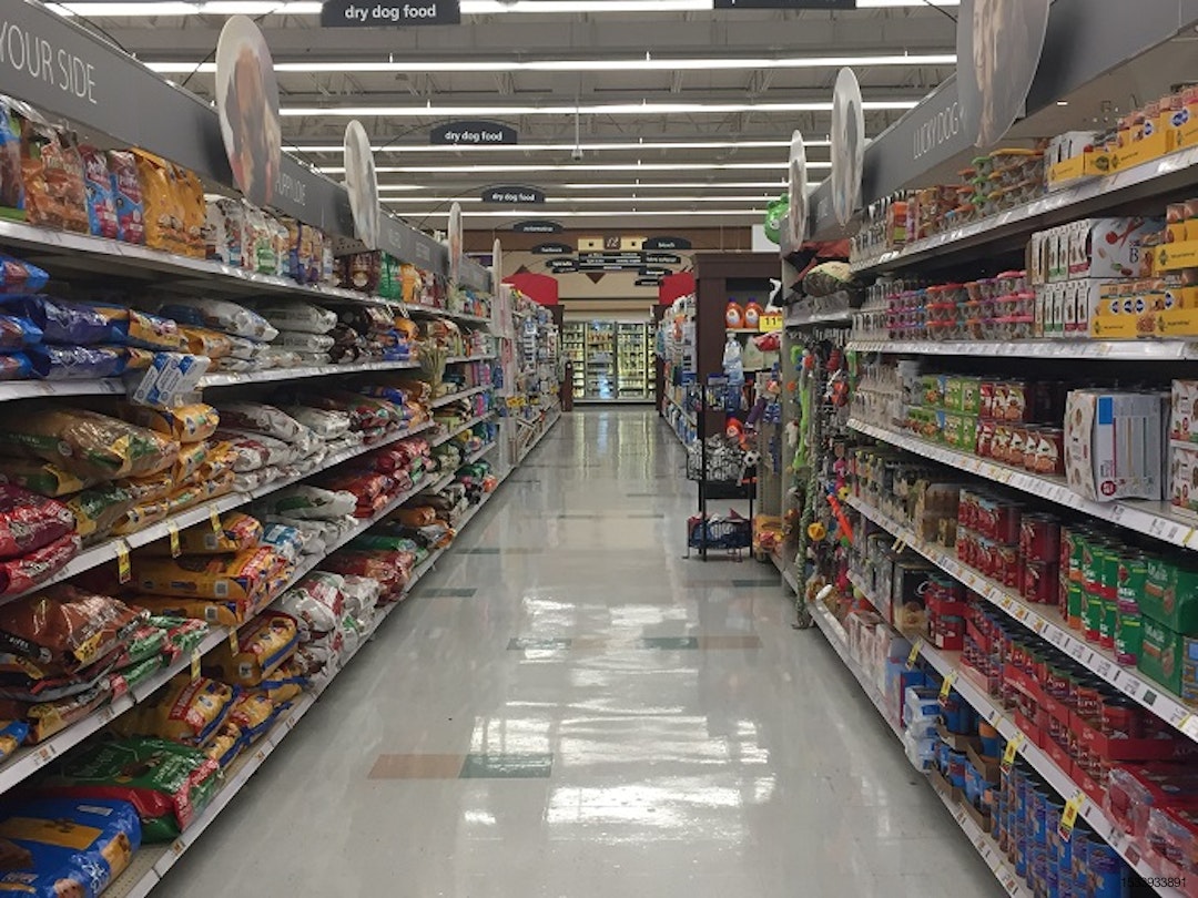 Pet-food-grocery-store