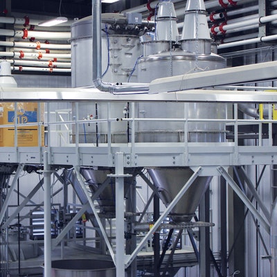 Coperion-K-Tron-pneumatic-conveying-systems-for-pet-food-applications