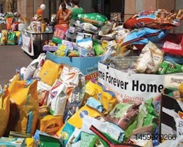 Petfood-donations-for-disaster-relief-1307PETdisasters
